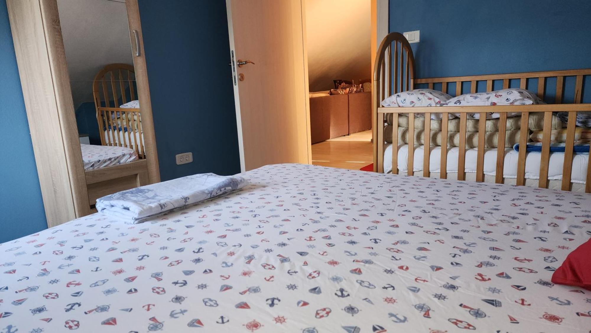 Apartments Simic Каменари Екстериор снимка