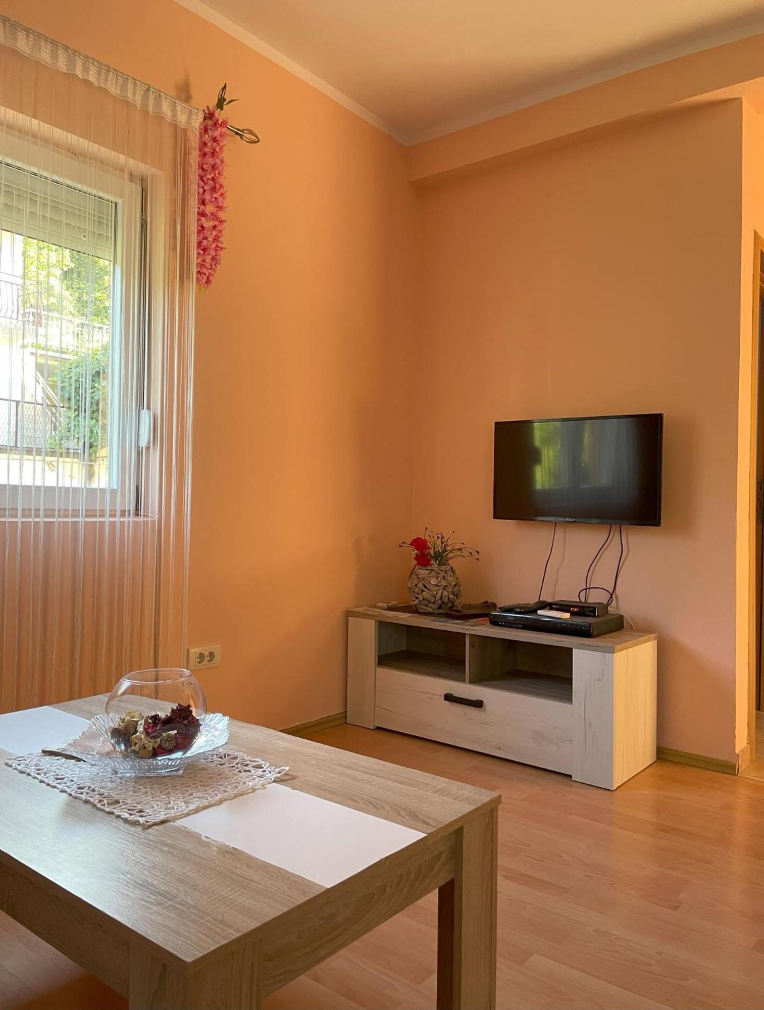 Apartments Simic Каменари Екстериор снимка